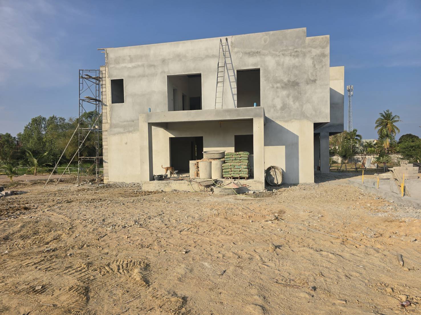 Вилла и бассейн